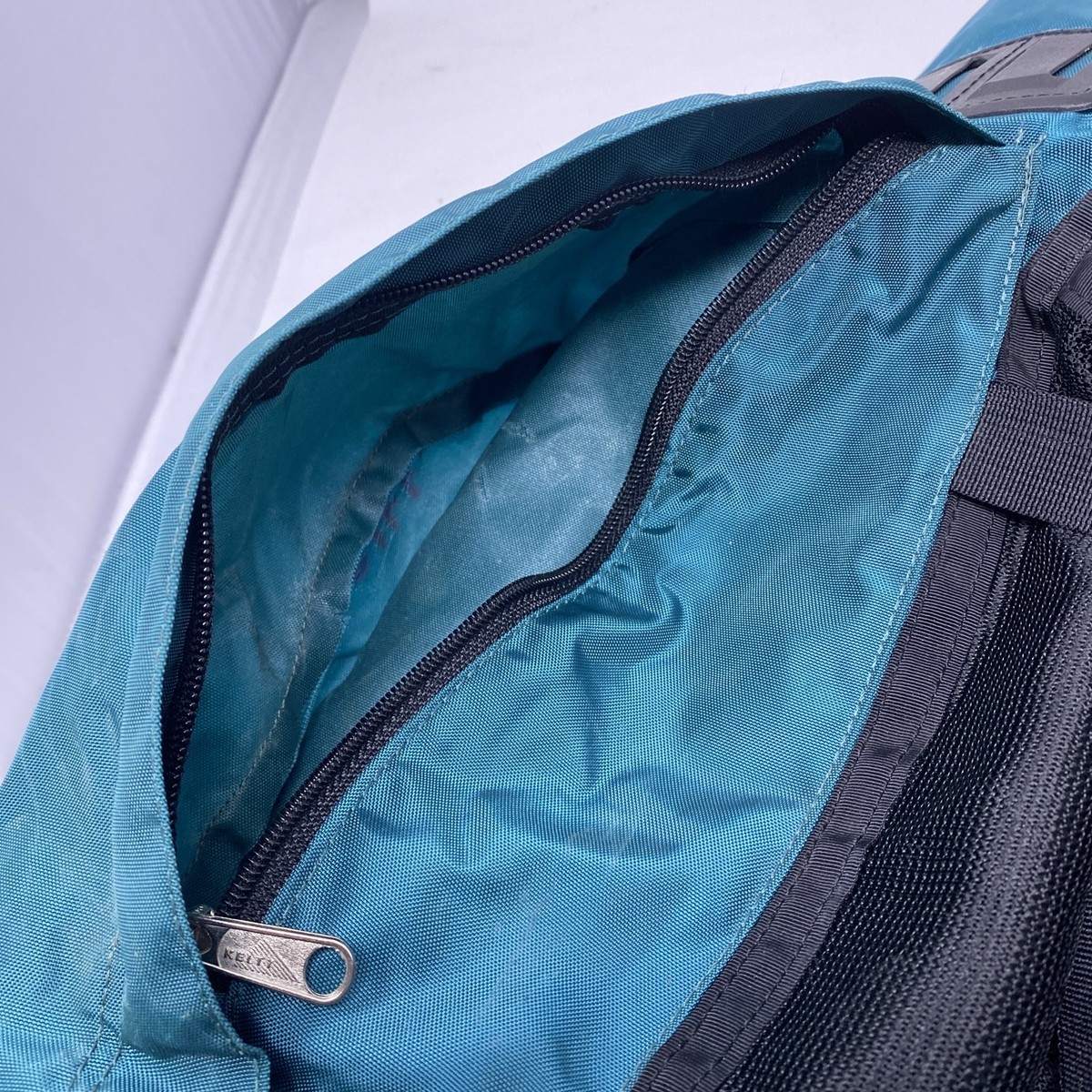 Kelty women’s camp backpack black/teal full zip padded compartment gorpcore Vintage Kelty Hiking Backpack Bag Outdoor Green Black  main image 2