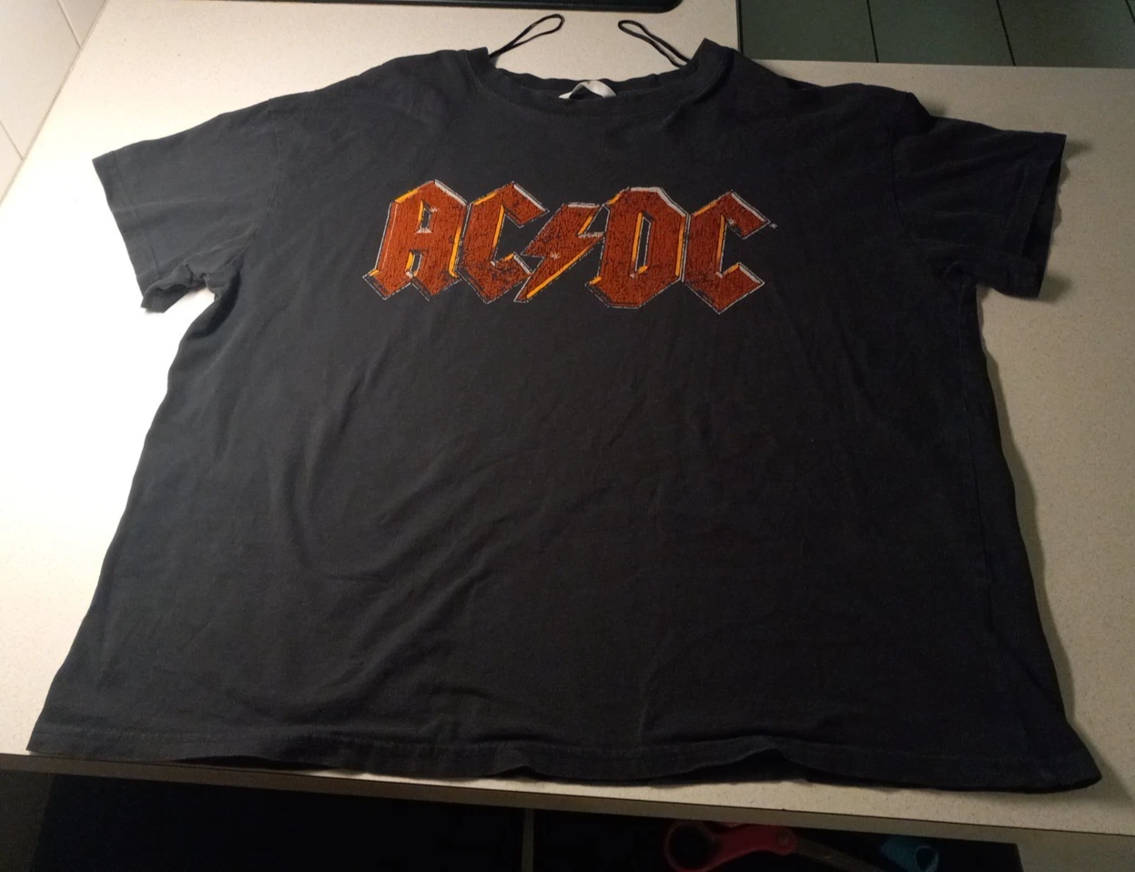 MENS AC/DC Fly on the Wall Tour 1985 T Shirt Black Faded - H&M Tag size L