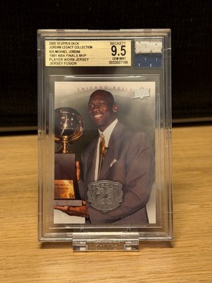 2009-10 Upper Deck Jordan Legacy #25 Michael Jordan Player Worn Patch BGS 9.5
