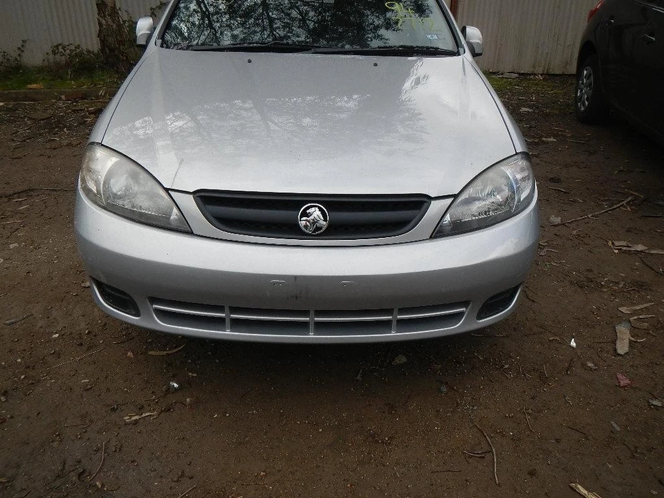 HOLDEN VIVA RIGHT HEADLAMP JF SEDAN/WAGON 10/2005-04/2009 - image 3 of 4