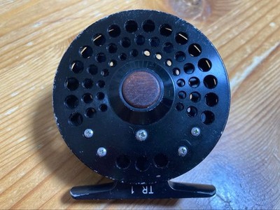 Abel TR-1 Fly Reel Black Finish Click and Pawl Made in USA Trout