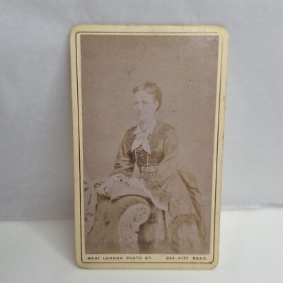 Victorian Photo CDV Lady Fashion West London Photographic Co