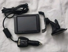 Garmin Nuvi Model 205 3.5" GPS Car Bundle With Charger  Dashboard Mount - WORKS