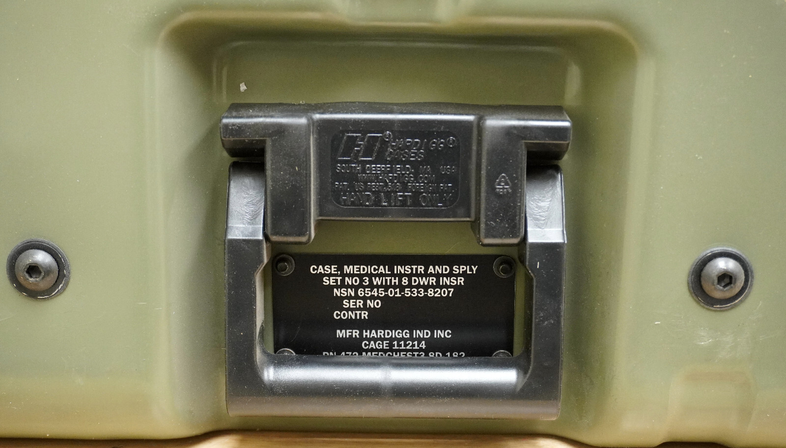 Pelican-Hardigg 472-MEDCHEST3-8D-182 - 8 Drawer Medical Chest 34x21x12 Case