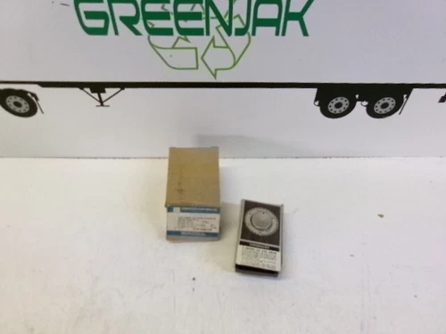 EMERSON WR-66 ROOM THERMOSTAT NEW OPEN BOX FREE SHIPPING!!!!!!!!!!