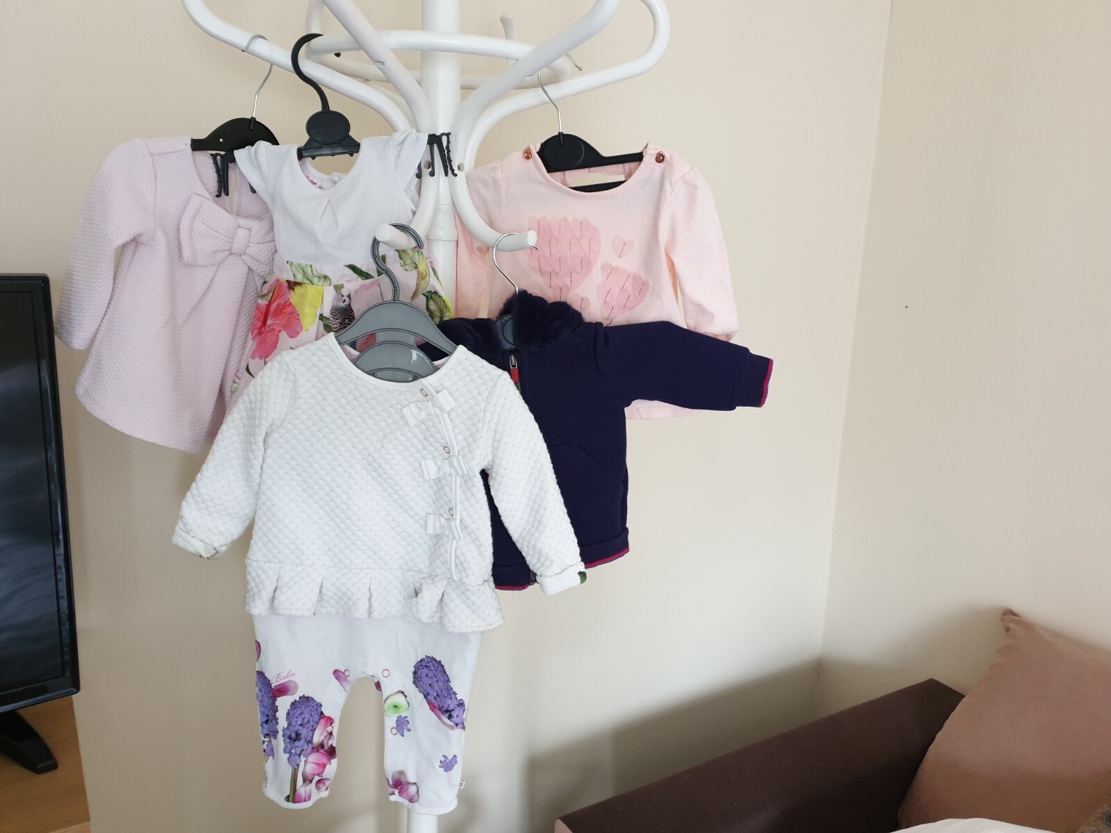 Clothing 5 pieces Baby Girl “Ted Baker” Different Age: New Born,0-6 Months