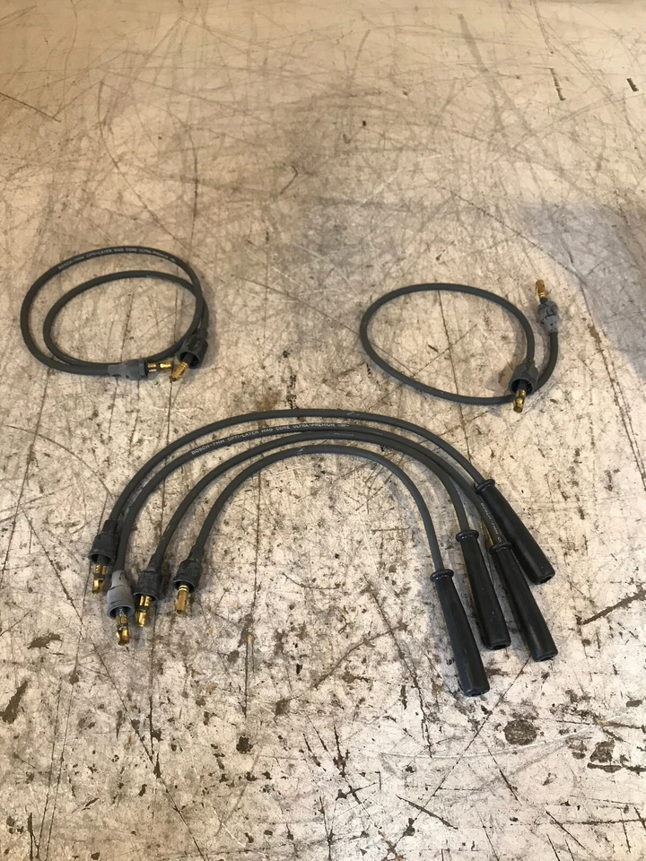 Juego de cables de bujías de silicona Bosch - #09309 - Se adapta a Fiat / Lancia y Yugo Foto 3 de 4