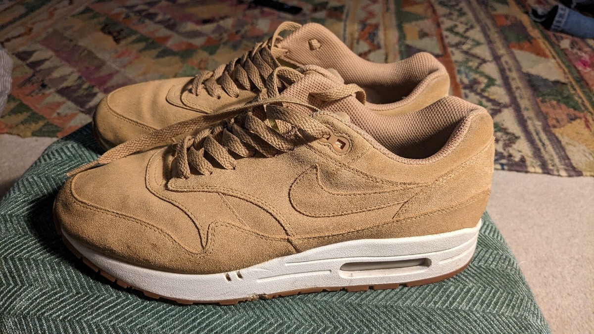 air max beige suede