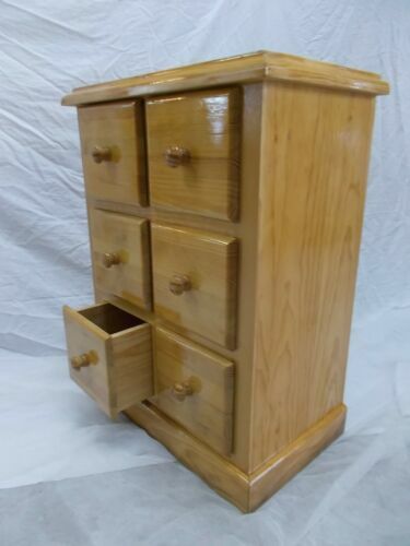 Grande Commode Ancienne Rénovée – 4 Tiroirs, Peinte Vert Et Beige, Poignées Pierre