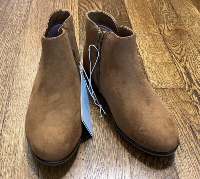 Cat & Jack Girl's Size 1 Opal Zipper Booties Brown