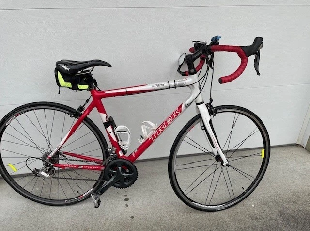 Bicicleta de carretera Christmas Trek PILOT 5 FIBRA DE CARBONO 56 cm rojo y blanco Foto 2 de 4