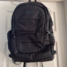 Zaino da viaggio per laptop Tzowla resistente all'acqua borsa antifurto porta di ricarica USB