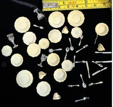 Dollhouse Miniature Aluminum Cutlery 4 Place Setting 1:12 READ