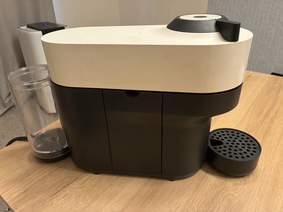 Nespresso Vertuo Next Capsule Coffee Machine 19 Bar 1500W 30 Sec Black, photo 3 of 5