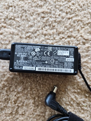 NEW Original Fujitsu 63.6W AC Adapter PA03010-6522 W/o Power Cord NEW Original Fujitsu 63.6W AC Adapter PA03010-6522 W/o Power Cord