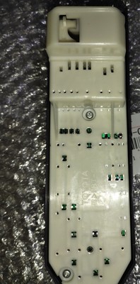 84820 - 06061 84820 - 33251 Master Power Window Switch 2007
