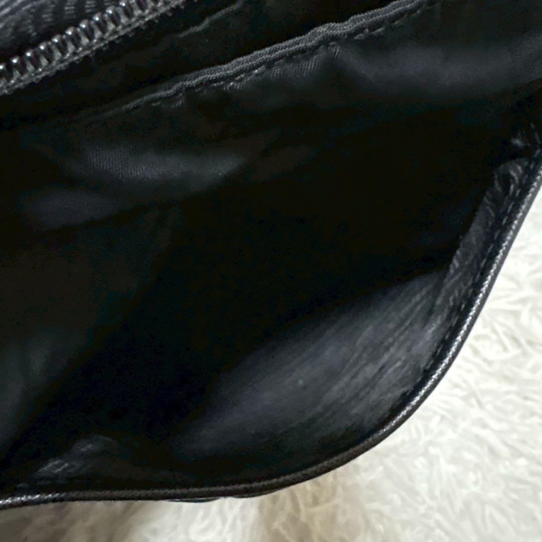 Prada Triangle Logo Shoulder Bag Black Nylon Authentic thumbnail 11