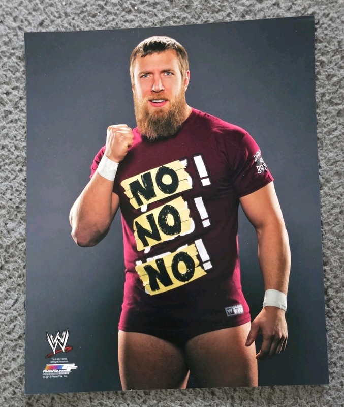 WWE DANIEL BRYAN OFFICIAL LICENSED 8X10 WRESTLING PHOTO AUTHENTIC PHOTO FILE 