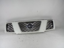 Calandre Nissan NP300
