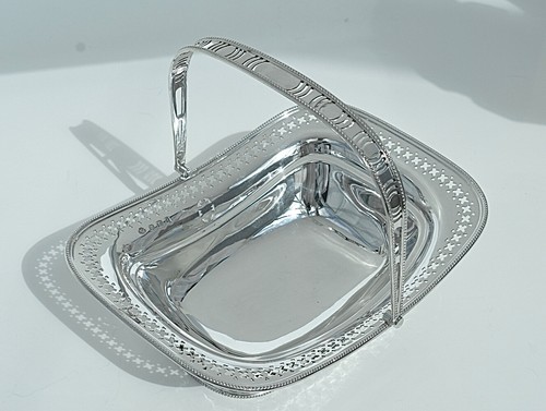 Fabulous Solid Silver Fruit /Cake Swing Handled Basket,William Hutton 1926: 470g - Picture 24 of 24