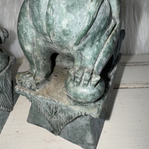 Vintage Pair of Chinese Green Hardstone / Jade Dogs of Foo for Good Feng Sui - Picture 11 of 15