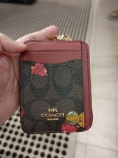 Coach Zip Card Case In Signature Canvas With Ornament Print C7417