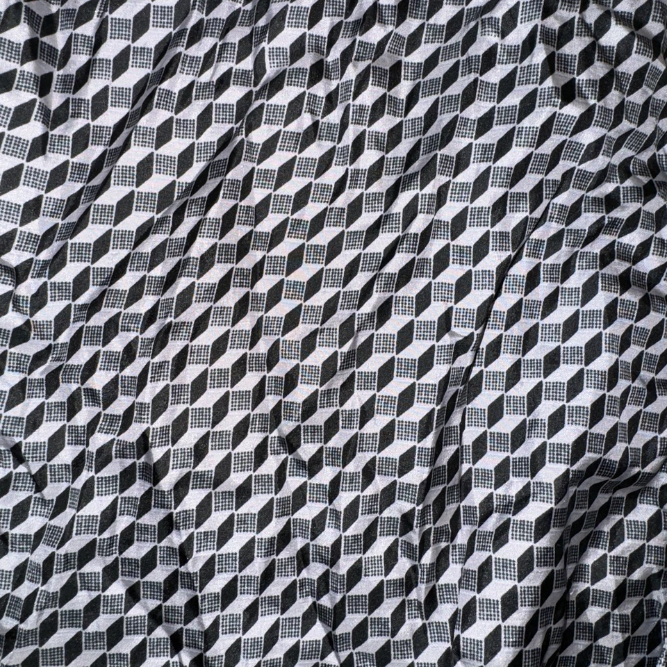 Robert Louis Men's Large Silk Button Up Casual Black Geometric Shirt Black Gray - Image 2 of 4