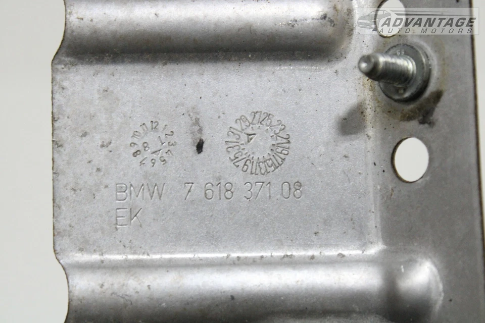 BMW G30 530I XDRIVE 2.0 2017-2020 turbocompresor superior protector térmico placa cubierta OEM Foto 4 de 4