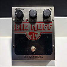 Electro-Harmonix Big Muff Pi Analogue Fuzz Guitar Effects Pedal