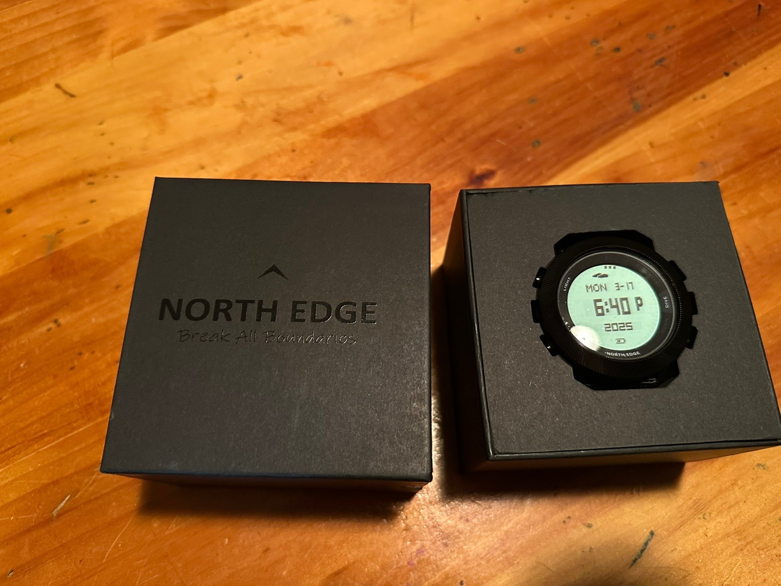 NORTH EDGE APACHE-D Professional Diving Watch Barometer Compass Sports watch