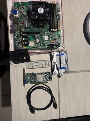 HP H-ALVORIX-RS880-ATX  Motherboard, AMD Athlon II X4 645 3.1GHz CPU + Cooler