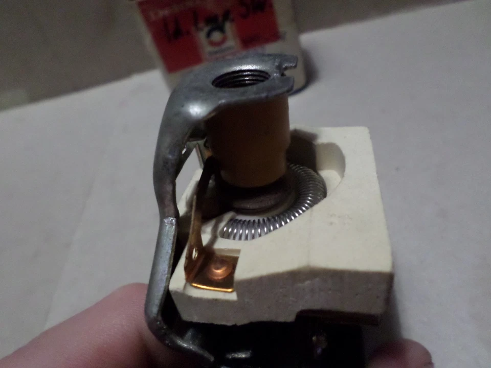 1968 1969 1970 1971 1972 Oldsmobile F85 Toronado 88 nos delco headlight switch - Image 2 of 4