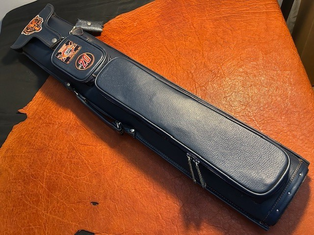 Gil Castillo CUE CASE 2x5/3x4 Leather Chicago Bears Theme. | eBay