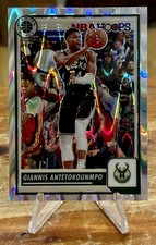 2023-24 Panini NBA Hoops Premium Stock GIANNIS ANTETOKOUNMPO  Seismic Prizm #23