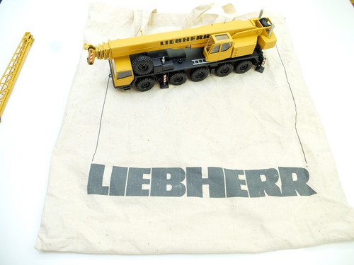 CONRAD LIEBHERR LTM 1090 MOBILE CRANE - Picture 12 of 13
