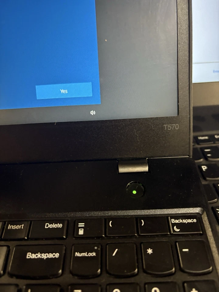 Lenovo Thinkpad T570 15.6" Laptop Core i5. - Image 2 of 4