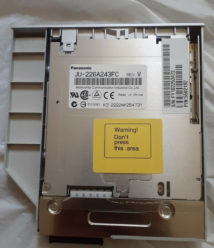 Panasonic 5502192 JU-226A243FC REV. W Internal 3.5” 1.44MB FDD Floppy Disk Drive - 第 1/2 張圖片