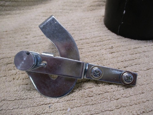 2 NORS 1947 1948 1949 1950 1951 1952 1953 Chevy GMC Truck Glove box door hinges - Picture 7 of 8