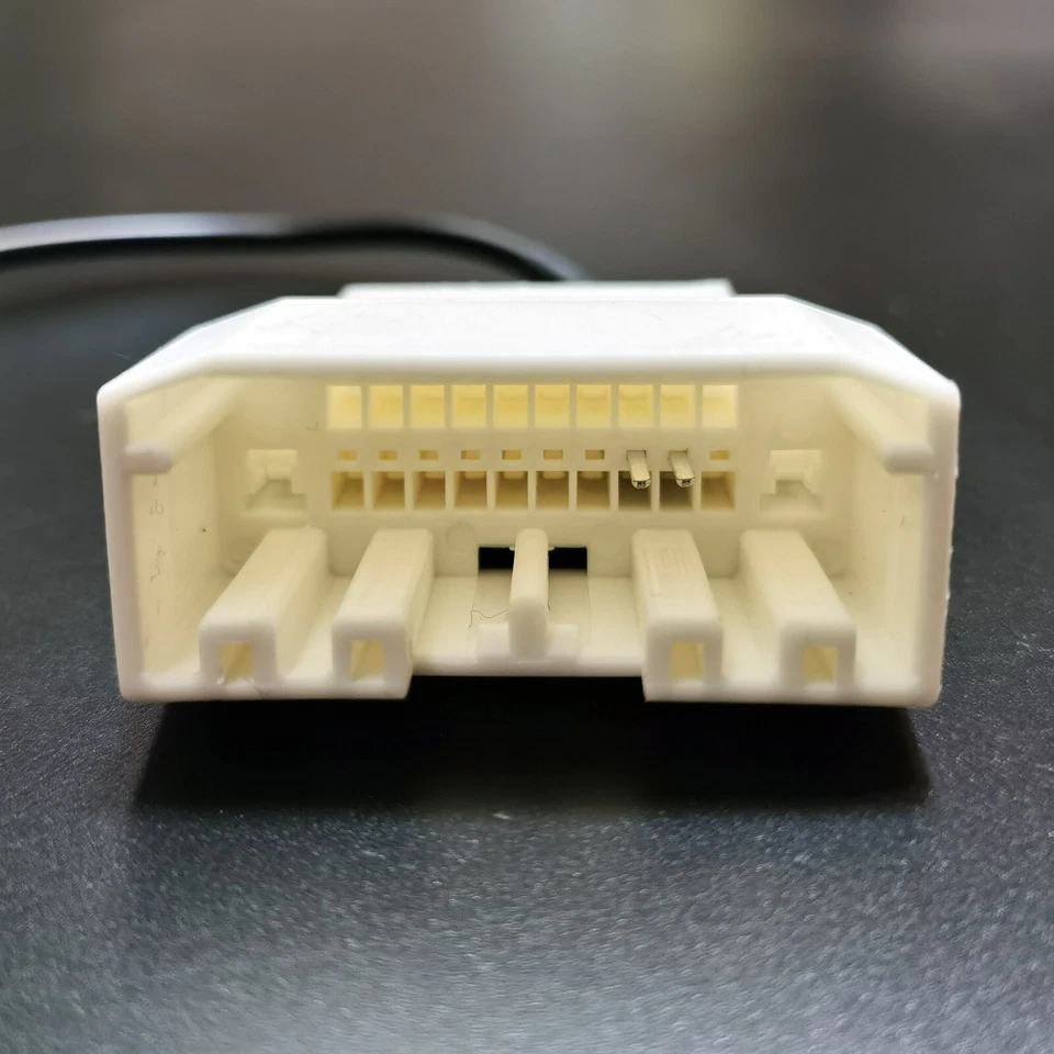 Adaptador de cabo chicote de fios retém Dodge RAM 2500/3500/4500 2010-2012 câmera OEM - Imagem 3 de 4