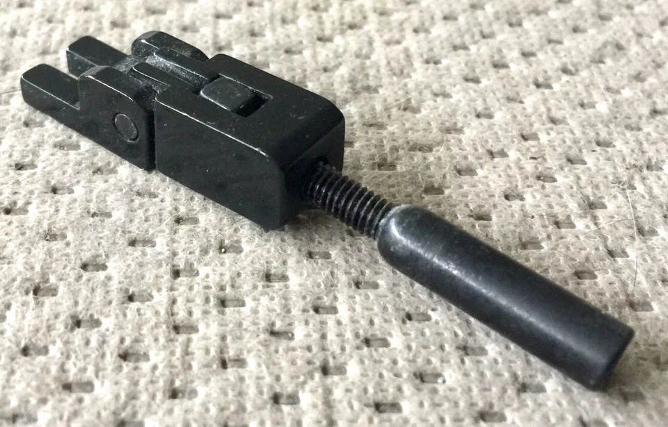 Guitarra Eléctrica Kramer Floyd Rose II Trémolo Bridge Original Cuerda Negra Sillín Foto 2 de 3