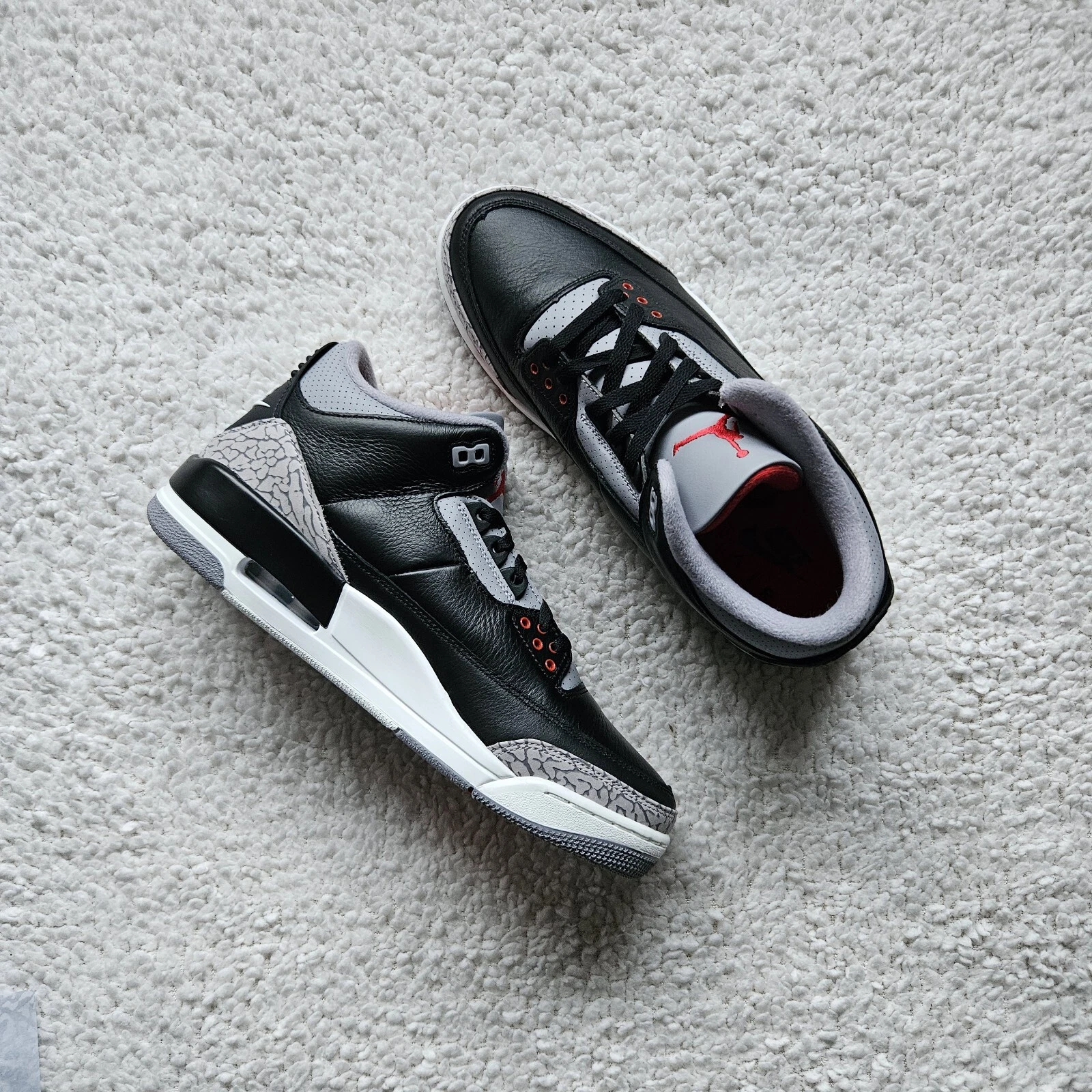 Taglia UK 9 Jordan 3 Retro OG Mid Nero Cemento