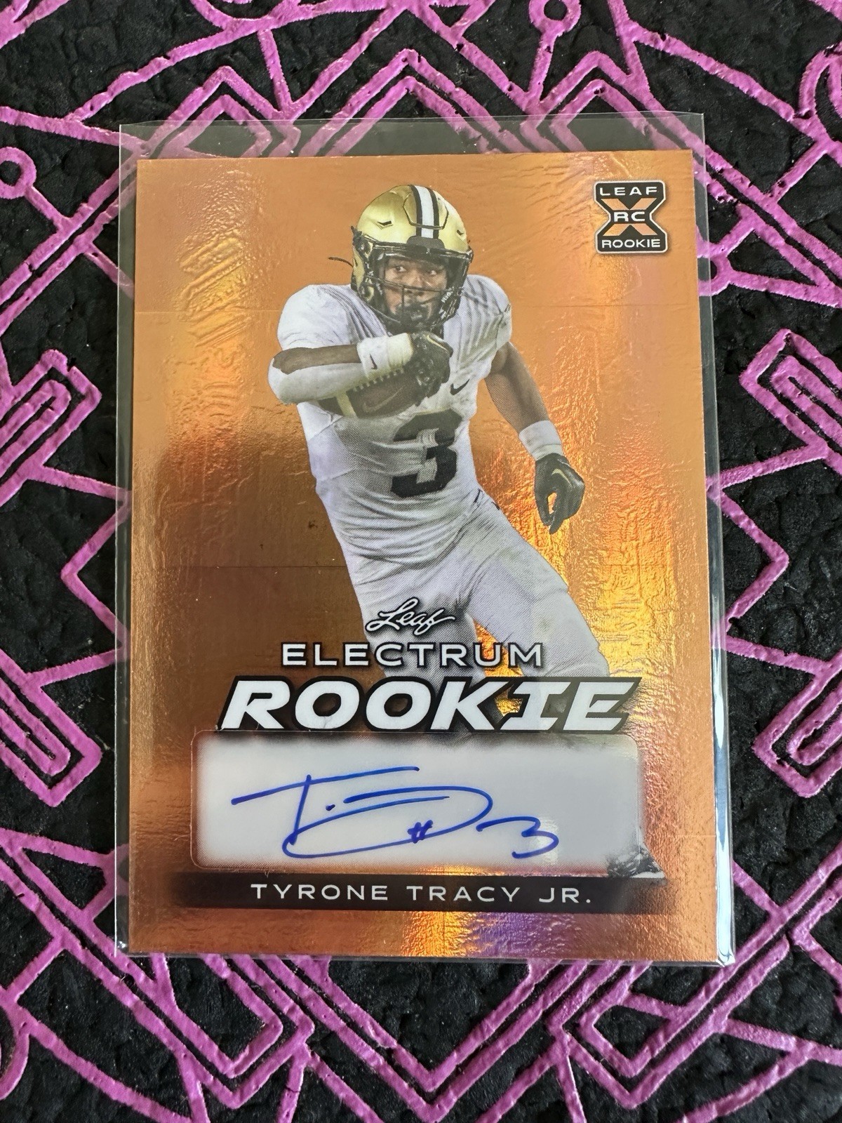 Tyrone Tracy Jr. Leaf Electrum Rookie Autographs #RATTJ Bronze Sparkle