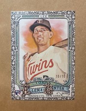 2025 Topps Allen & Ginter #73 Brooks Lee Base RC Black Foil Filagree #10/10