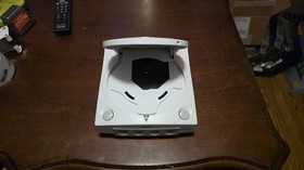 SEGA Dreamcast HKT-3020 Home Console - White