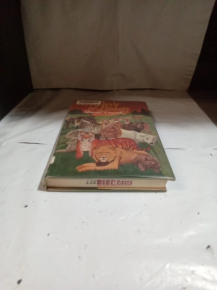 Bevy of Beasts by Gerald durrell (1973, Hardcover W/Dust Jacket 1st Printing  - Image 4 of 4
