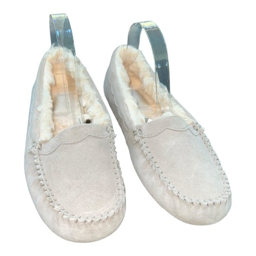 Mocasín festoneado Ugg para mujer talla 8 EU 39 excelente estado. Gris claro - Imagen 2 de 13