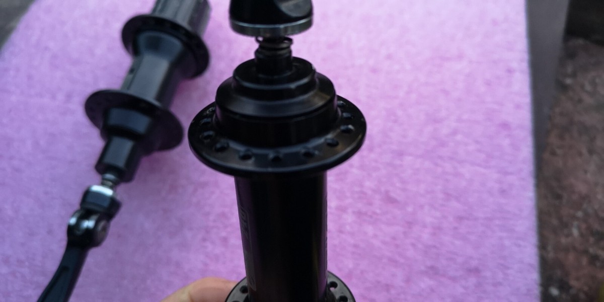 Vintage DT Swiss Hugi 240 32 Hole Hubs | eBay