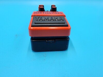 ■YAMAHA CRUNCH L DISTORTION CMD-100 Rare 80s Yamaha CMD-100 Crunch & Metal Distortion Guitar