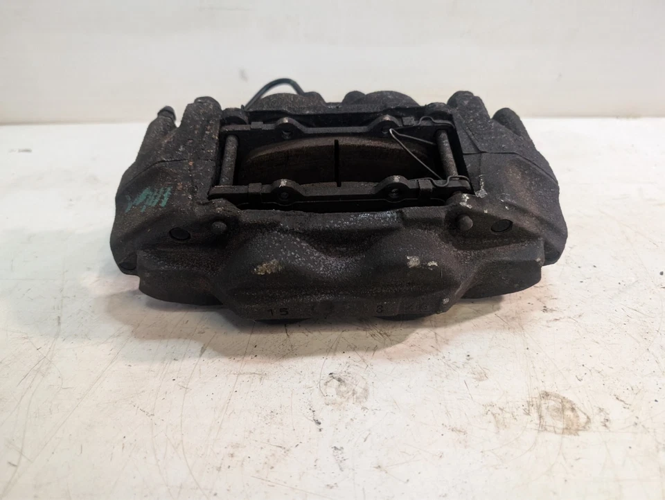 Toyota Hilux тормозной суппорт левая рука спереди б/у хорошая бесплатная доставка 2017-2022 - Изображение 2 из 4