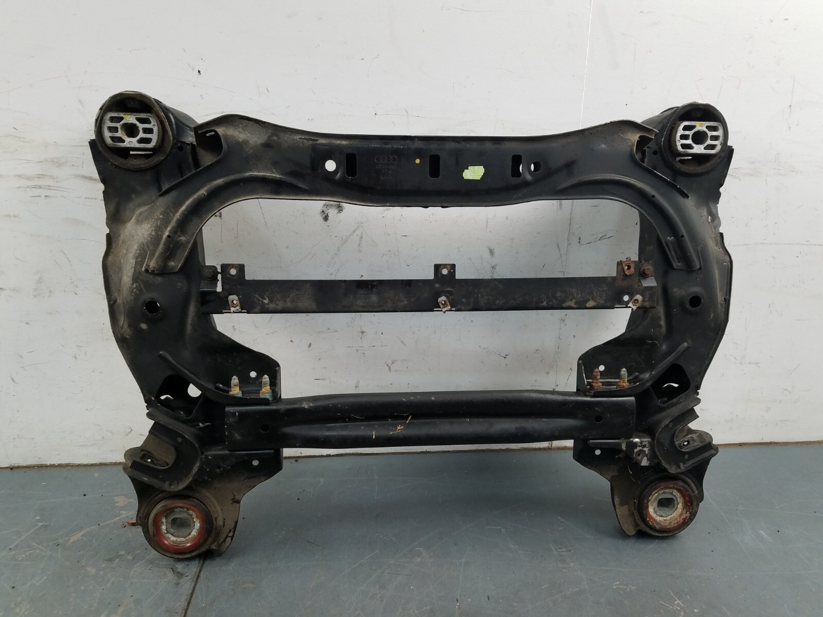 2006 Bentley Continental Flying Spur Front Engine Subframe  Crossmember #2209 Y4